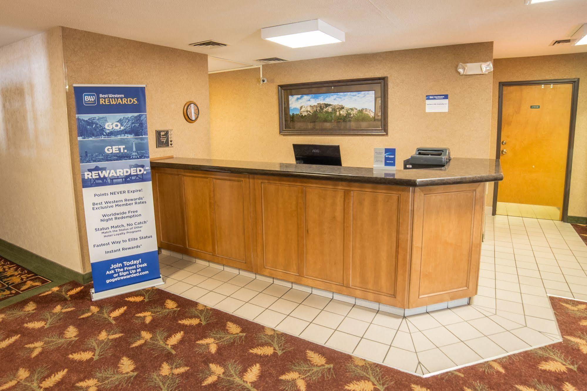 Best Western Black Hills Lodge Spearfish Exterior foto